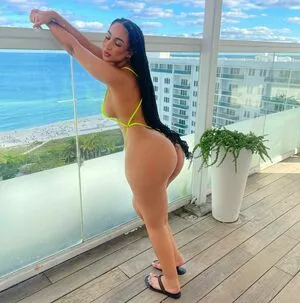 Omaima Benamre OnlyFans Leaked Free Thumbnail Picture - #cbmpZaPE4V