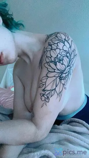 Omfgcute Mellow Js OnlyFans Leaked Free Thumbnail Picture - #r2x425S6Ct