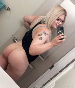 Omgdannidolphin OnlyFans Leaked Free Thumbnail Picture - #Y16jCPndIx