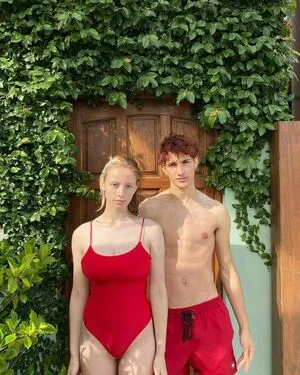 Ona Cimolai OnlyFans Leaked Free Thumbnail Picture - #SnubcboCoc