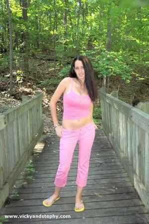 One Click Vicky OnlyFans Leaked Free Thumbnail Picture - #F0ijf6Fau9