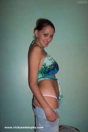 One Click Vicky OnlyFans Leaked Free Thumbnail Picture - #Z5MxSUM1ra