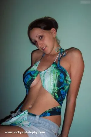 One Click Vicky OnlyFans Leaked Free Thumbnail Picture - #llgrTJmyyh