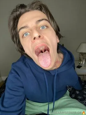 Onearmseeker OnlyFans Leaked Free Thumbnail Picture - #FgnDSzAxwZ