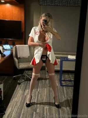 Oneblondewife OnlyFans Leaked Free Thumbnail Picture - #PRHbg9u69X