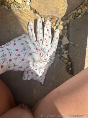 Oneblondewife OnlyFans Leaked Free Thumbnail Picture - #bSYebb659i