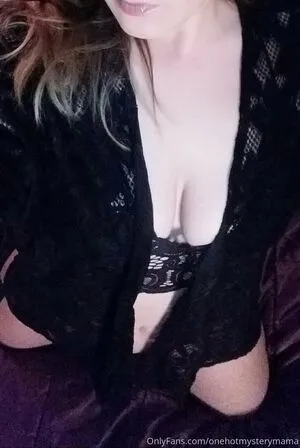 Onehotmysterymama OnlyFans Leaked Free Thumbnail Picture - #EJIM0j19V8