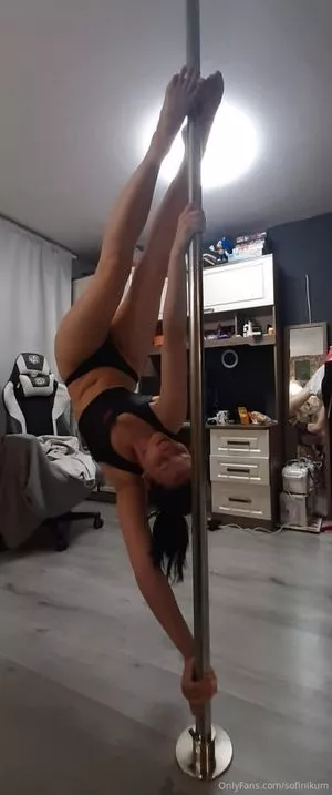 Oniksiya Sofinikum OnlyFans Leaked Free Thumbnail Picture - #bTthgcQtcq