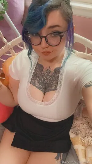 Onlineevie OnlyFans Leaked Free Thumbnail Picture - #M14QfKyLZj