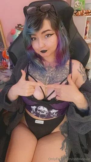 Onlineevie OnlyFans Leaked Free Thumbnail Picture - #yvv1uoxeoW