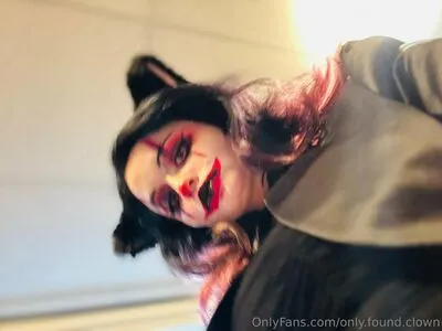Only Found Clown OnlyFans Leaked Free Thumbnail Picture - #k7EU5UDMVR