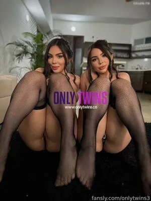 Only Twins Hillary Amp Lesly OnlyFans Leaked Free Thumbnail Picture - #1z4jOjaiIk