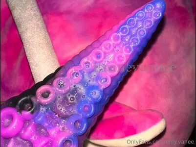 Only Vanee OnlyFans Leaked Free Thumbnail Picture - #L7ToL87UQ0