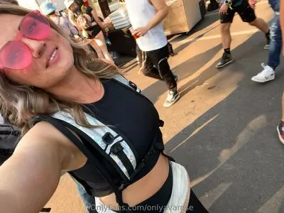Onlyavarose OnlyFans Leaked Free Thumbnail Picture - #IkBHUEsb3V