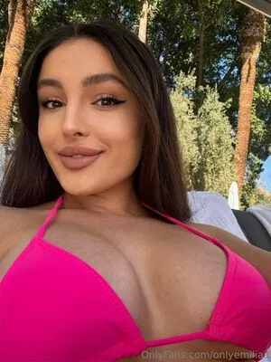 Onlyemiliaa OnlyFans Leaked Free Thumbnail Picture - #477A375FgL