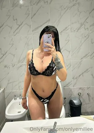 Onlyemiliee OnlyFans Leaked Free Thumbnail Picture - #MoVA5AXfQt