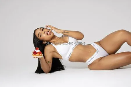 Onlyems OnlyFans Leaked Free Thumbnail Picture - #fEPspP3JMP
