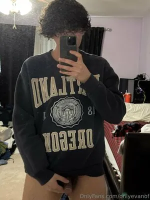 Onlyevanof OnlyFans Leaked Free Thumbnail Picture - #608puqa0Ym