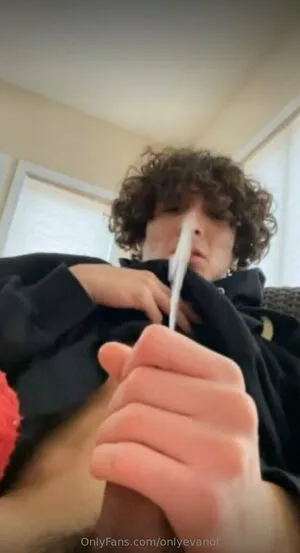 Onlyevanof OnlyFans Leaked Free Thumbnail Picture - #R59MV4YI9S