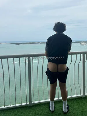 Onlyevanof OnlyFans Leaked Free Thumbnail Picture - #q6gU5RoeT9