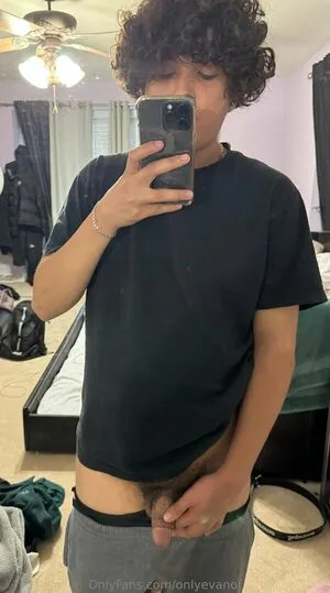 Onlyevanof OnlyFans Leaked Free Thumbnail Picture - #y40at312pX