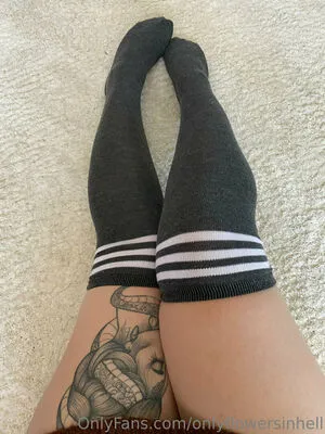 Onlyflowersinhell OnlyFans Leaked Free Thumbnail Picture - #p0ZEmQn3pz