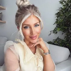 Onlyhollydolly OnlyFans Leaked Free Thumbnail Picture - #0lfaCtDicT