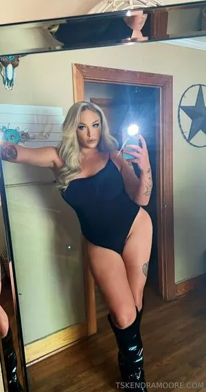 Onlykendramoore OnlyFans Leaked Free Thumbnail Picture - #nnek2MMyJY
