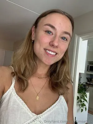 Onlykimselfies OnlyFans Leaked Free Thumbnail Picture - #ANwSktKKmE