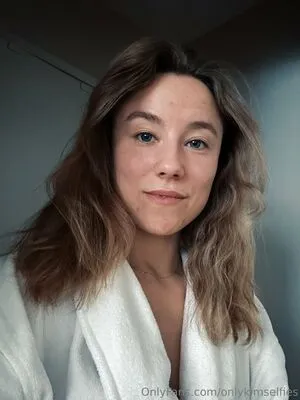 Onlykimselfies OnlyFans Leaked Free Thumbnail Picture - #dfAUv4duJo