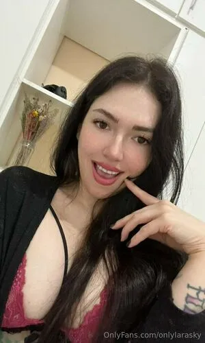 Onlylarasky OnlyFans Leaked Free Thumbnail Picture - #FfpTNjWrdf