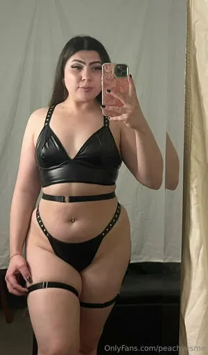Onlypeachyfans OnlyFans Leaked Free Thumbnail Picture - #KazbFFu3LA