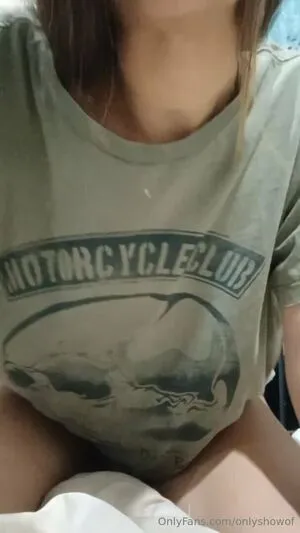 Onlyshowof OnlyFans Leaked Free Thumbnail Picture - #MHB3TNixBP