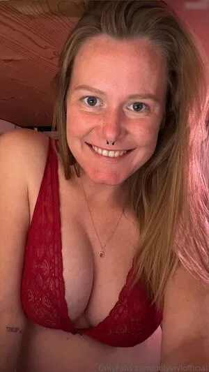 Onlyviviofficial OnlyFans Leaked Free Thumbnail Picture - #8fdly2yzLr