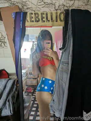 Oomfiekat OnlyFans Leaked Free Thumbnail Picture - #5KHIREmCG9