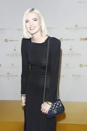 Oops Deutsch OnlyFans Leaked Free Thumbnail Picture - #yKR9vogcl7