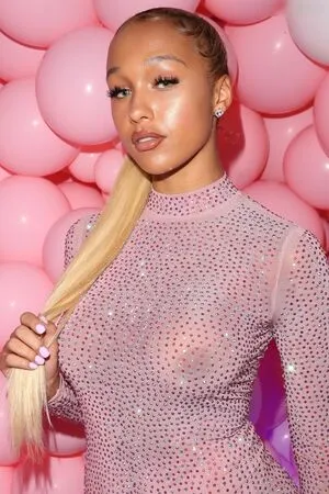 Oops International OnlyFans Leaked Free Thumbnail Picture - #0m1XnLkwmO