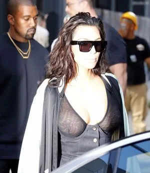 Oops International OnlyFans Leaked Free Thumbnail Picture - #4TrDL4snO8