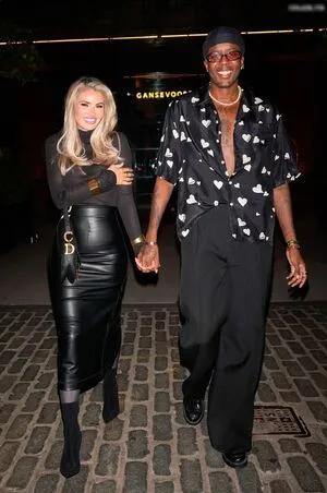 Oops International OnlyFans Leaked Free Thumbnail Picture - #4iqU8AeoBp