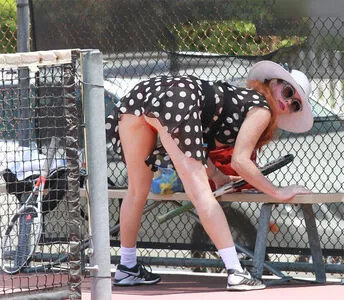 Oops International OnlyFans Leaked Free Thumbnail Picture - #8D2uja5in8