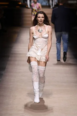 Oops International OnlyFans Leaked Free Thumbnail Picture - #8SibVJpxDK