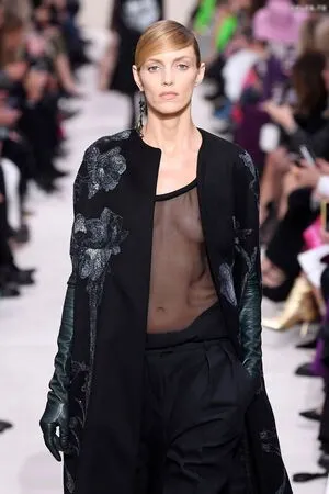 Oops International OnlyFans Leaked Free Thumbnail Picture - #8eohiCiqI3