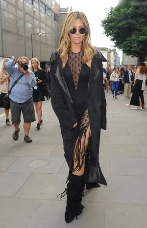 Oops International OnlyFans Leaked Free Thumbnail Picture - #A6h1M1JtAH