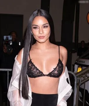 Oops International OnlyFans Leaked Free Thumbnail Picture - #Bqh5EpvfTL