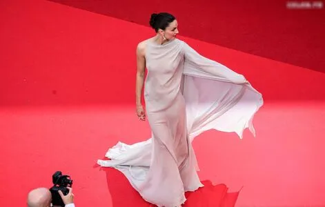 Oops International OnlyFans Leaked Free Thumbnail Picture - #FMWOfwDhae