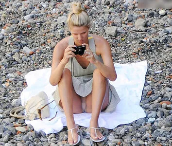 Oops International OnlyFans Leaked Free Thumbnail Picture - #Ir1hai3ukb