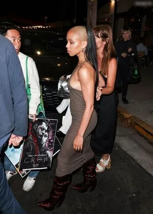 Oops International OnlyFans Leaked Free Thumbnail Picture - #JW18d3xkBT