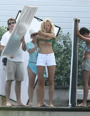 Oops International OnlyFans Leaked Free Thumbnail Picture - #KAL3KuehKB