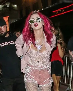 Oops International OnlyFans Leaked Free Thumbnail Picture - #LRL5PJY5Xa