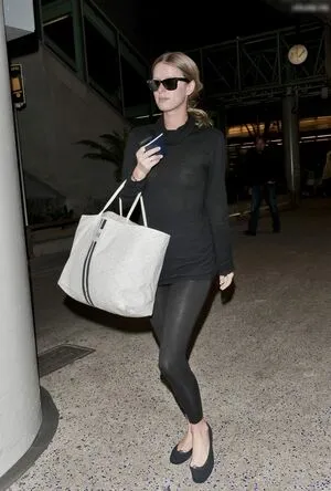 Oops International OnlyFans Leaked Free Thumbnail Picture - #NaZ6SuB8Tu